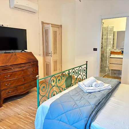 Apartment Elegant & Rustic - Piazza Castello Sassari