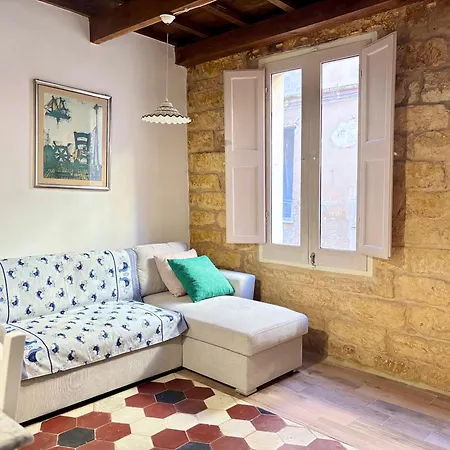 Elegant & Rustic - Piazza Castello
